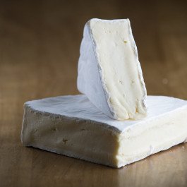 Cornish Brie 250g (1/4 wheel)