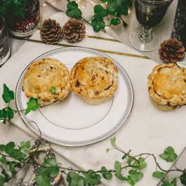 6" Steak, Ale & Mushroom Pie